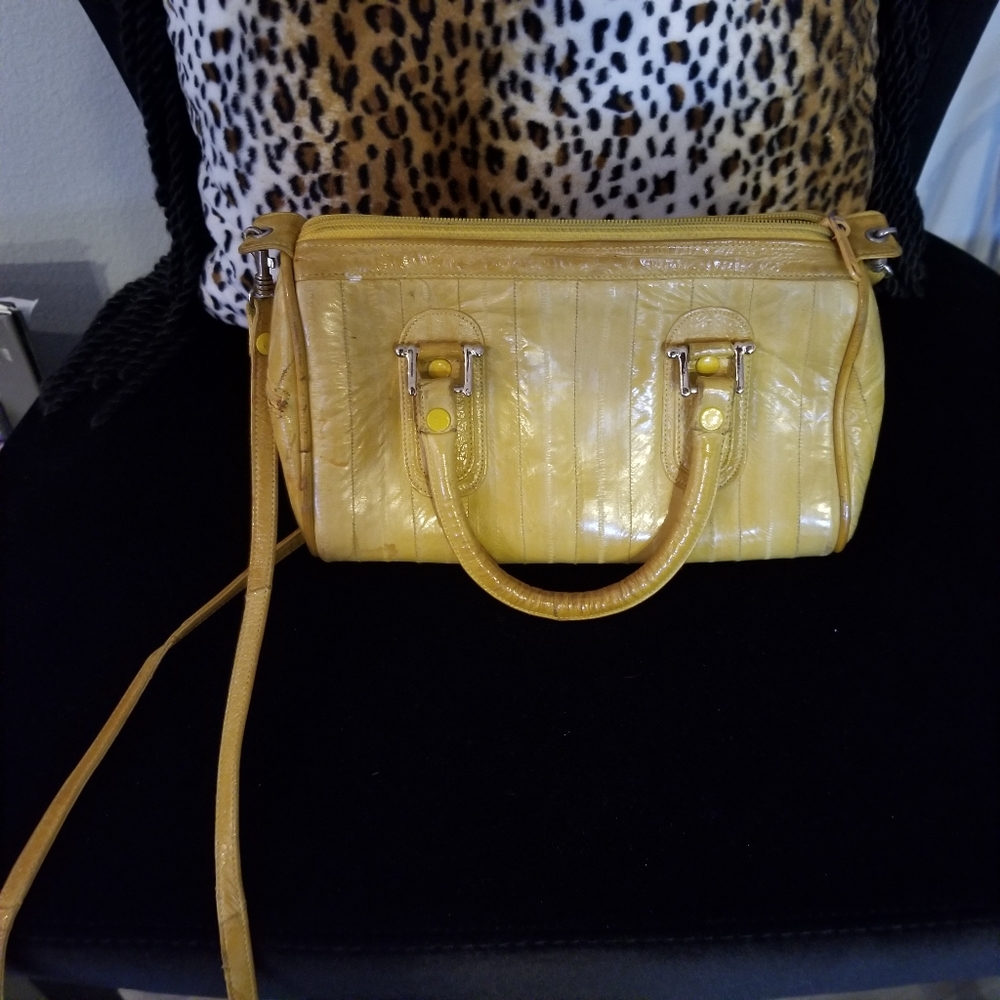 Sunflower Yellow Eel skin purse